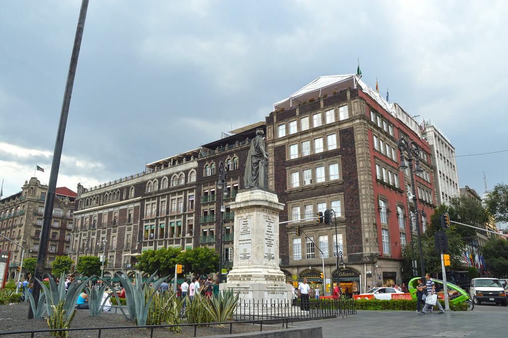 Zocalo Central & Rooftop Mexico City Exterior photo
